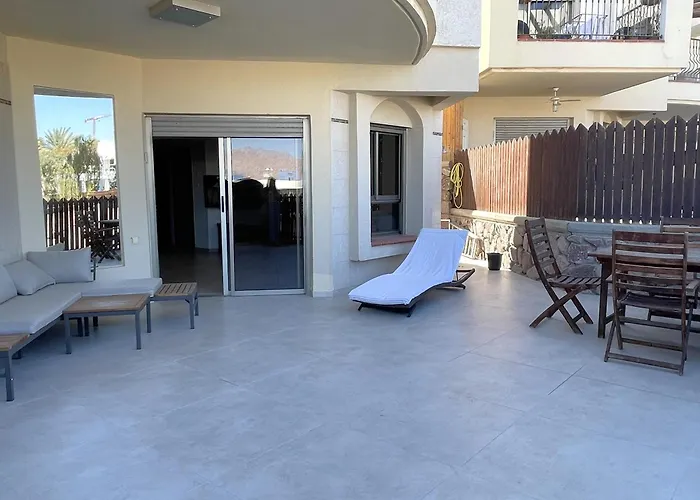 Amdar 2Br Garden Apt Eilat