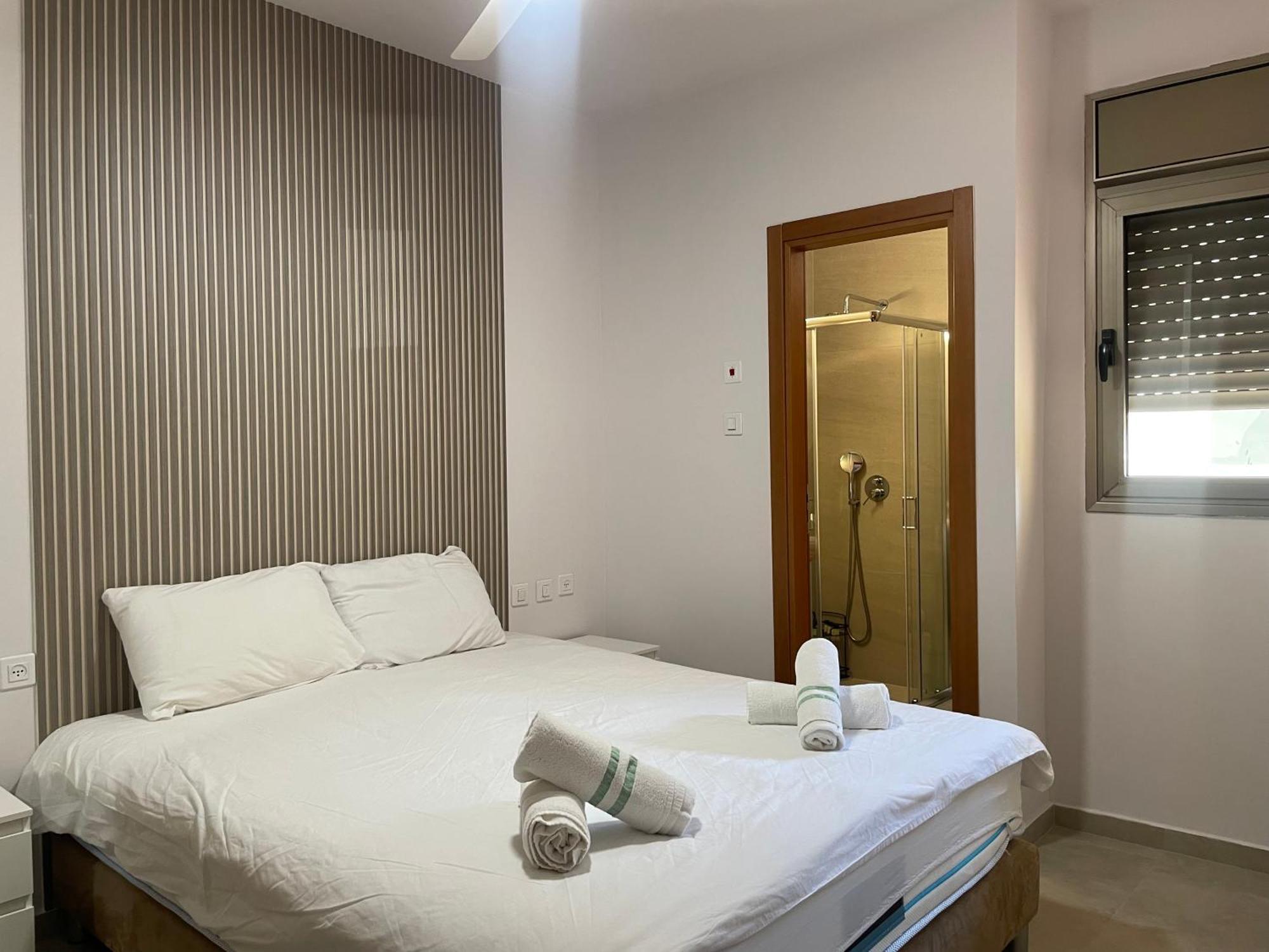 Amdar 2br Garden Appartement