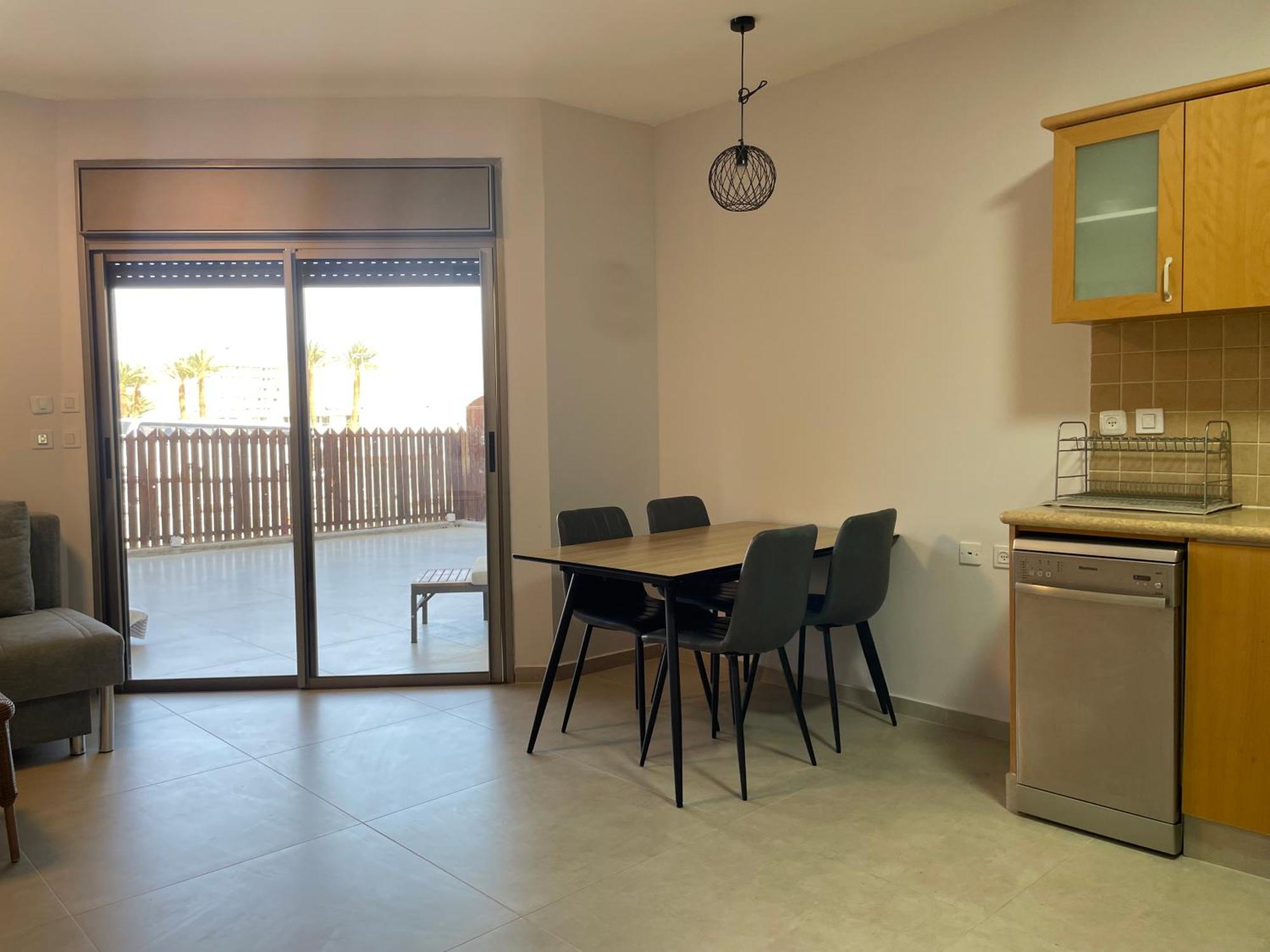 Amdar 2br Garden